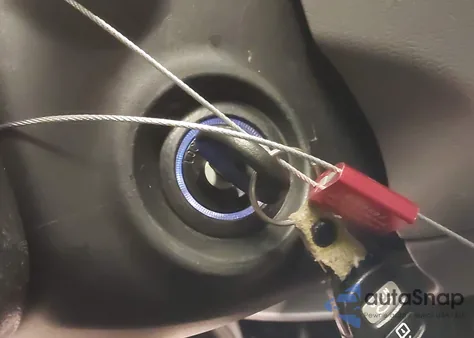 2013 Hyundai Elantra Gls z USA, uszkodzony, nr VIN KMHDH4AE8DU930671